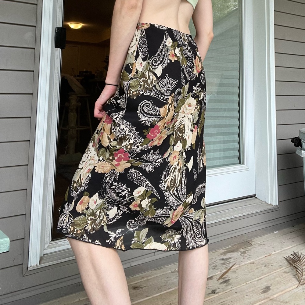 VINTAGE floral lace slip midi skirt - Picture 9 of 9